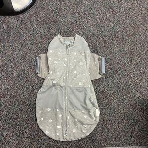 SNOO Happiest baby sleep sack size Small